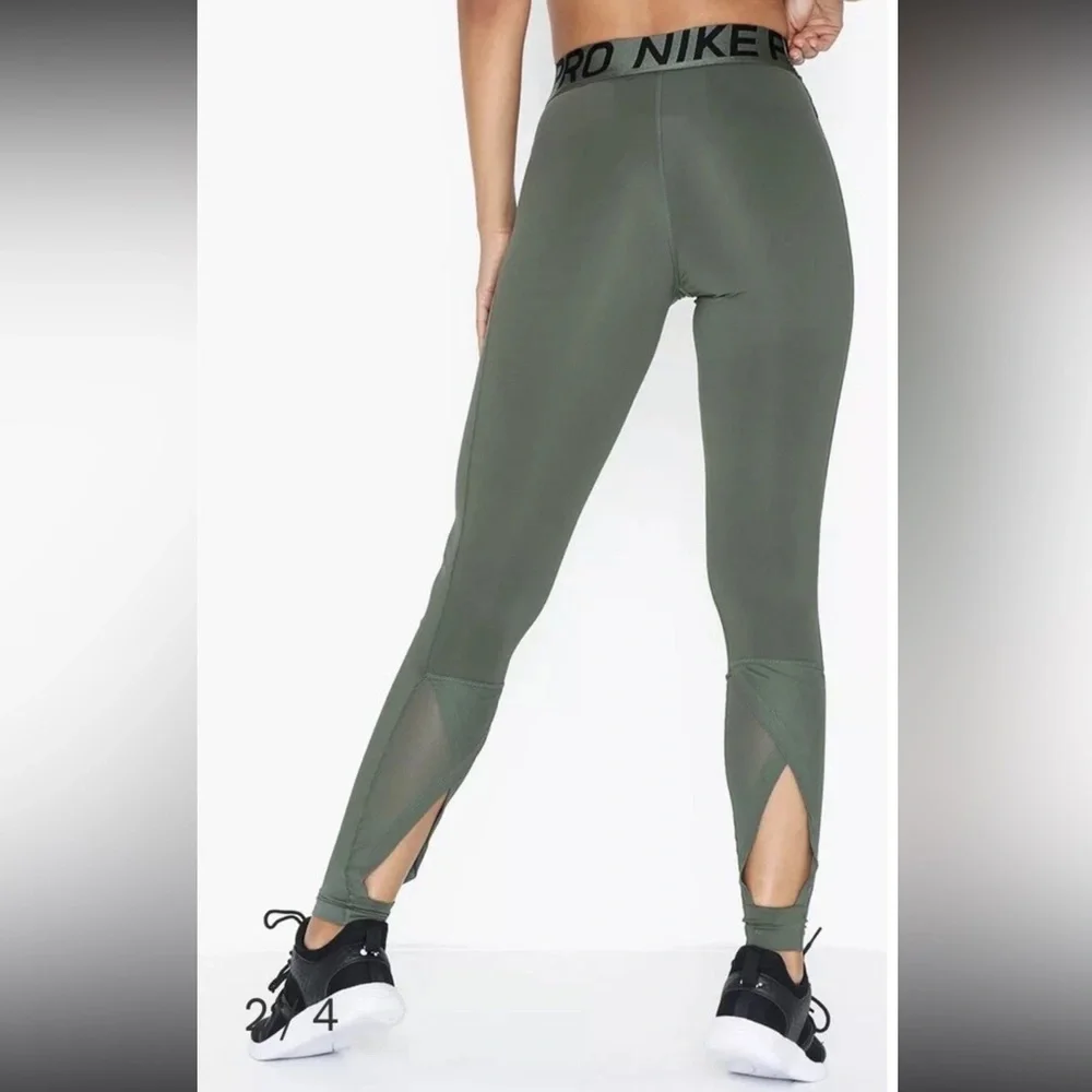 Nike Pro Intertwist Leggings